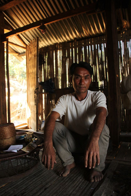 Insay is a tea farmer from Ban Payasi village